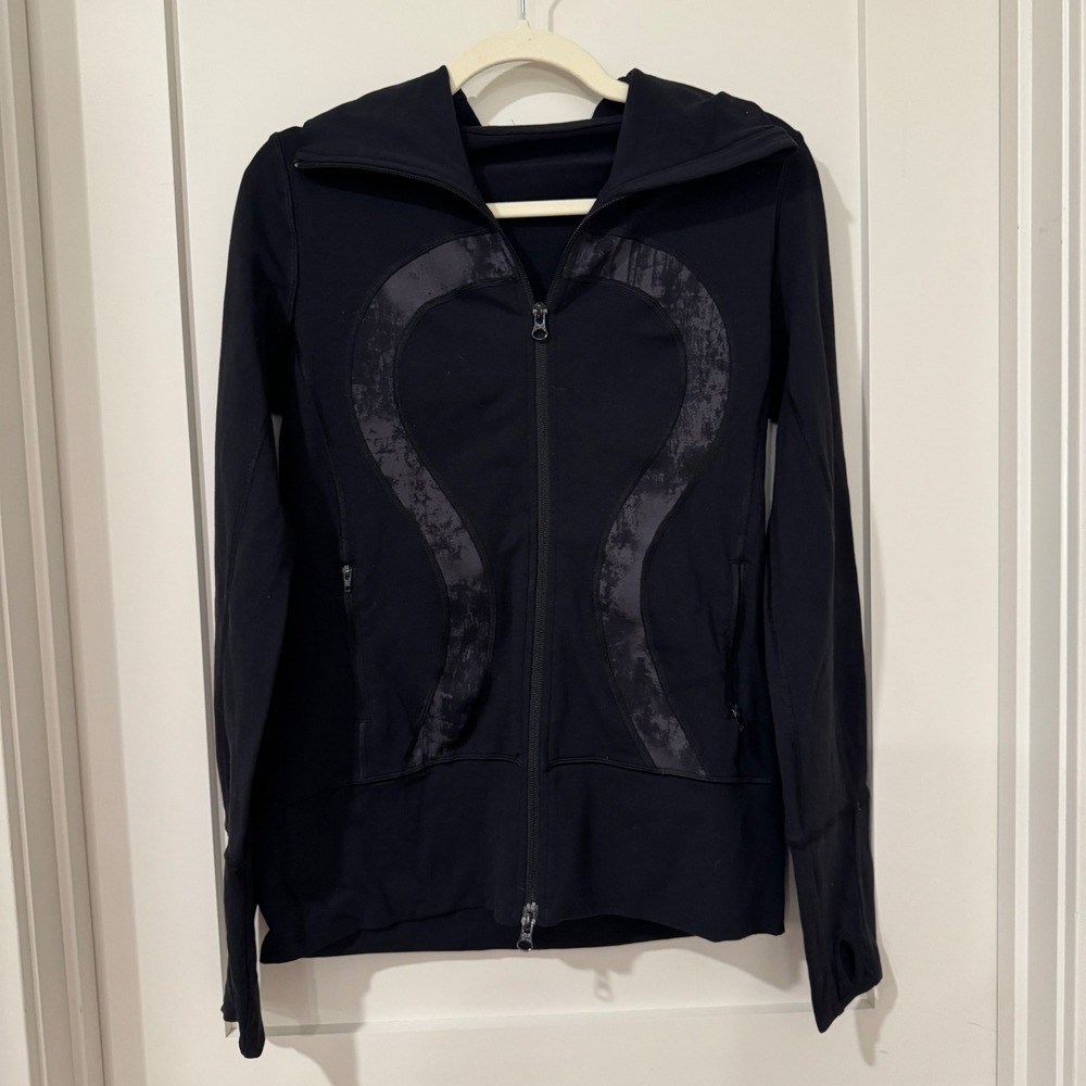 Lululemon Athletica Black Full Zip Hoodie Tonal Logo Thumbholes Size 8